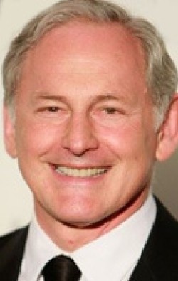 Victor Garber - bio and intersting facts about personal life.