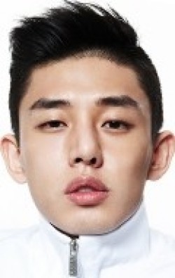 Yoo Ah In pictures