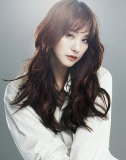 Yoo In Yeong pictures
