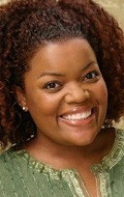 Yvette Nicole Brown pictures